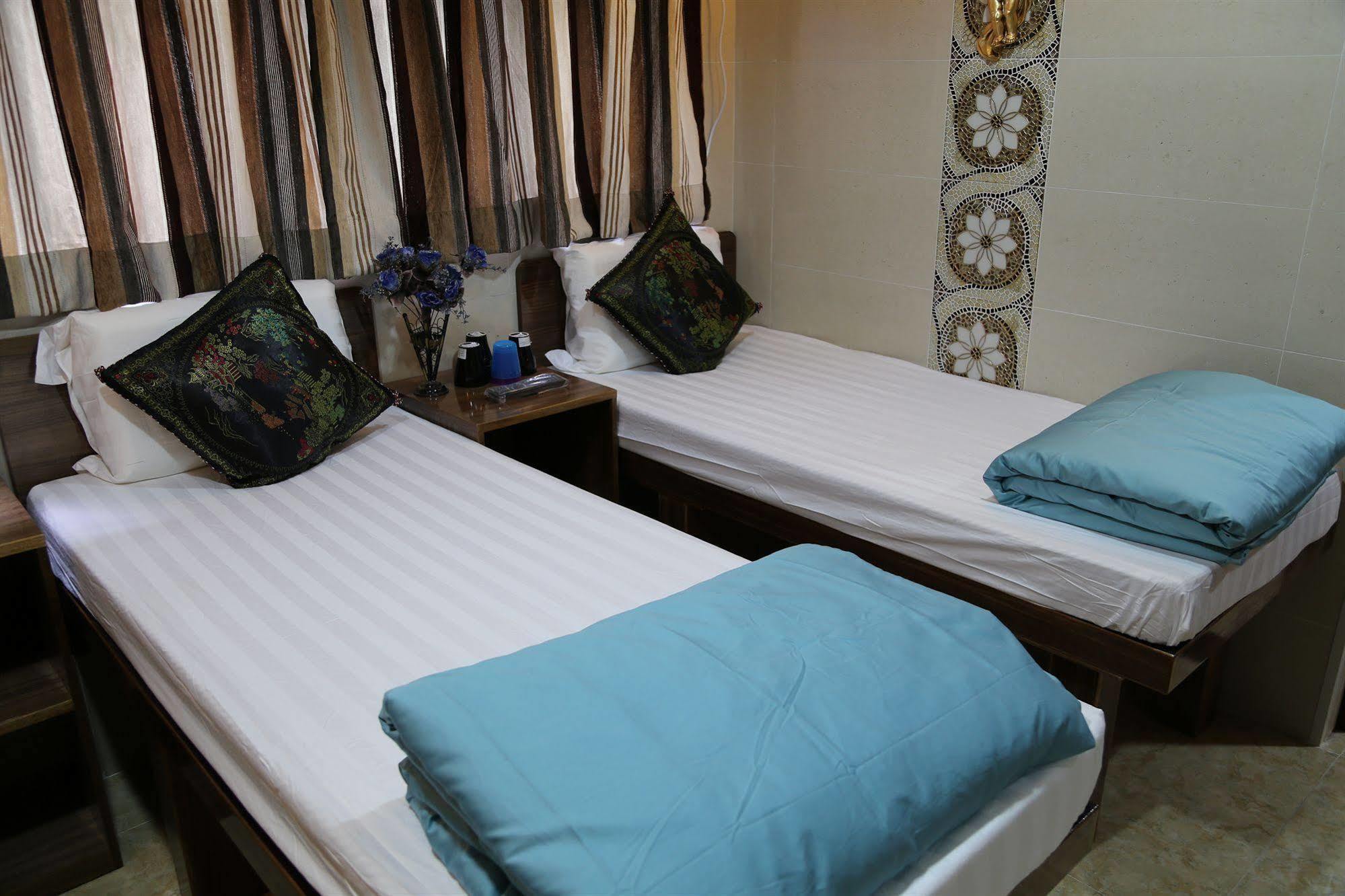 Legend Guest House Гонконг Экстерьер фото