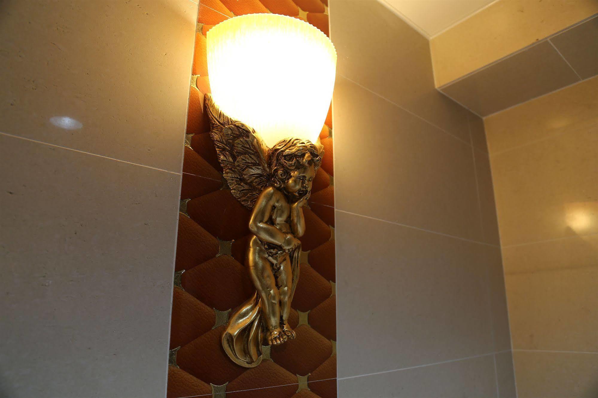Legend Guest House Гонконг Экстерьер фото